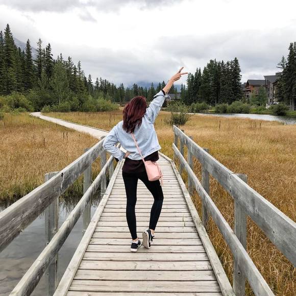 Meet your Posher, Randi - Picture 1 of 1